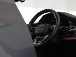 Audi Q7 45TDI quattro S line - Image 15