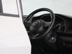 Suzuki Ertiga 1.5 GA - Image 18