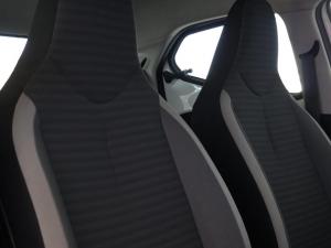 Toyota Aygo 1.0 - Image 15