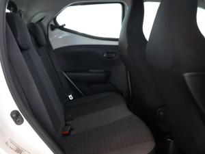 Toyota Aygo 1.0 - Image 16