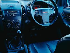Isuzu D-Max 250 double cab X-Rider - Image 11