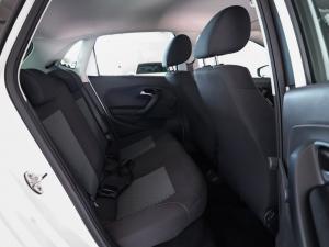 Volkswagen Polo Vivo hatch 1.4 Life - Image 13