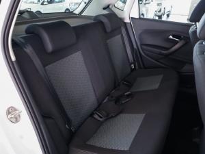 Volkswagen Polo Vivo hatch 1.4 Life - Image 14