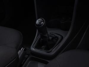 Volkswagen Polo Vivo hatch 1.4 Life - Image 18