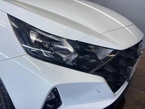 Hyundai i20 1.2 Motion - Image 10