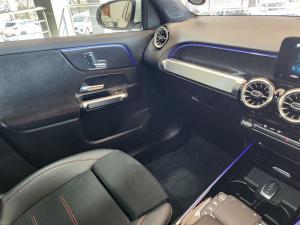 Mercedes-Benz GLB GLB250 AMG Line - Image 25