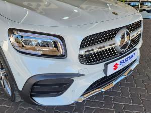 Mercedes-Benz GLB GLB250 AMG Line - Image 4