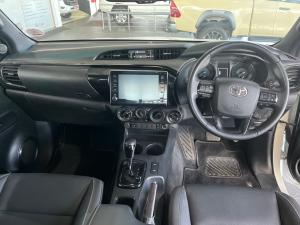 Toyota Hilux 2.8GD-6 Xtra cab 4x4 Legend auto - Image 6