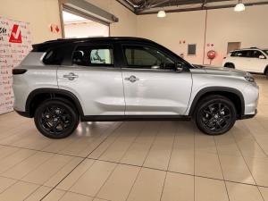 Toyota Urban Cruiser 1.5 XR manual - Image 3