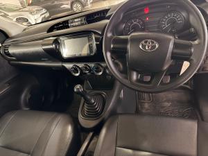 Toyota Hilux 2.4GD single cab S (aircon) - Image 6