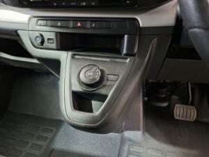 Opel Zafira Life 2.0TD Enjoy - Image 9