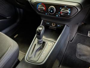 Hyundai i20 1.4 Motion auto - Image 13