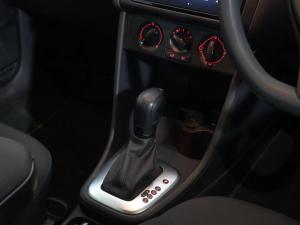 Volkswagen Polo Vivo hatch 1.6 Life - Image 10