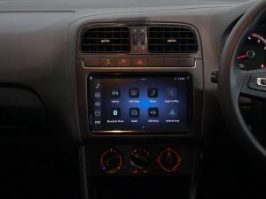 Volkswagen Polo Vivo hatch 1.6 Life - Image 11