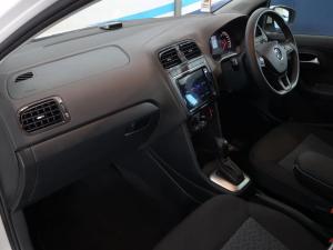 Volkswagen Polo Vivo hatch 1.6 Life - Image 12