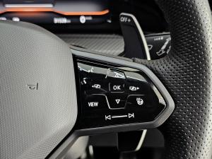 Volkswagen Golf R - Image 20