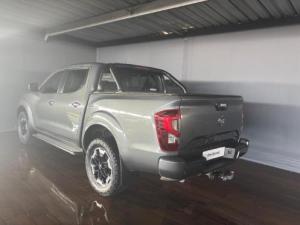 Nissan Navara 2.5DDTi double cab LE Plus - Image 6