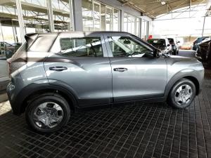 Mahindra XUV 3XO 1.2T MX2 auto - Image 8