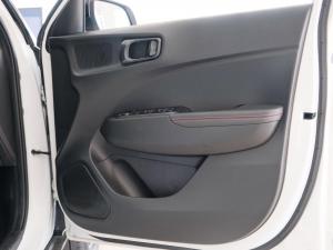 Hyundai Venue 1.0T N Line - Image 10
