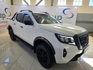 Nissan Navara 2.5DDTi double cab Pro-4X 4x4 - Image 1