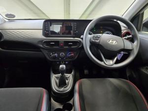 Hyundai Grand i10 1.0 Premium hatch - Image 23
