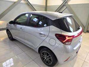 Hyundai Grand i10 1.0 Premium hatch - Image 8
