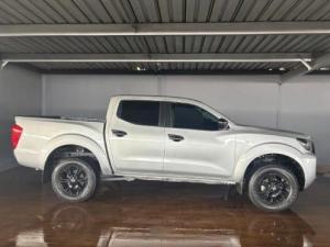 Nissan Navara 2.5DDTi double cab SE 4x4 - Image 5