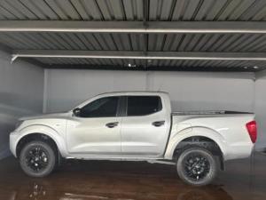 Nissan Navara 2.5DDTi double cab SE 4x4 - Image 6