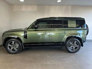 Land Rover Defender 110 D250 X-Dynamic SE - Image 5
