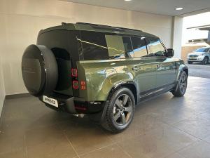Land Rover Defender 110 D250 X-Dynamic SE - Image 6