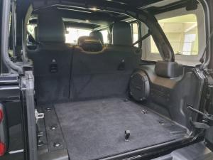 Jeep Wrangler Unlimited 2.0T Sahara - Image 15