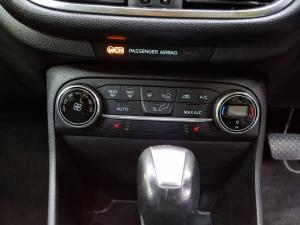 Ford Fiesta 1.0T Titanium auto - Image 10
