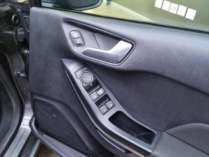 Ford Fiesta 1.0T Titanium auto - Image 15