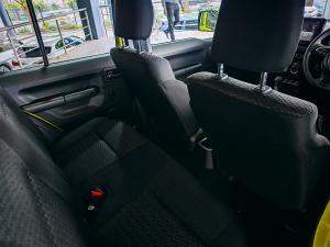 Suzuki Jimny 1.5 GLX AllGrip 5-door auto - Image 9