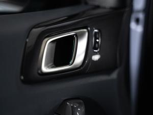 Ford Everest 3.2TDCi 4WD Limited - Image 34