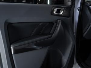 Ford Everest 3.2TDCi 4WD Limited - Image 36