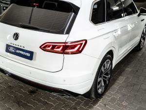 Volkswagen Touareg V6 TDI Executive R-Line - Image 16