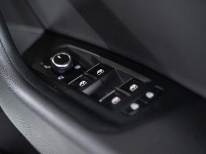 Volkswagen Touareg V6 TDI Executive R-Line - Image 18