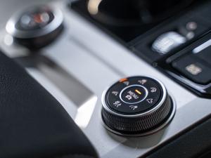 Volkswagen Touareg V6 TDI Executive R-Line - Image 21