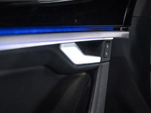 Volkswagen Touareg V6 TDI Executive R-Line - Image 31