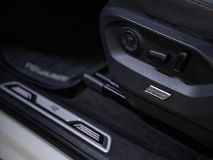 Volkswagen Touareg V6 TDI Executive R-Line - Image 33
