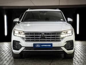 Volkswagen Touareg V6 TDI Executive R-Line - Image 4