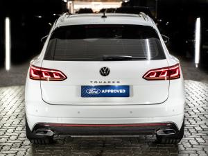 Volkswagen Touareg V6 TDI Executive R-Line - Image 5