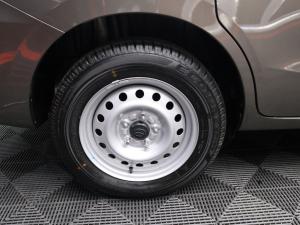 Toyota Rumion 1.5 S - Image 10