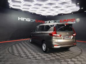 Toyota Rumion 1.5 S - Image 6