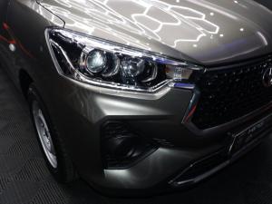 Toyota Rumion 1.5 S - Image 9