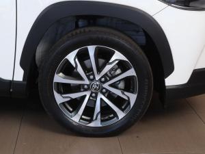 Toyota Corolla Cross 1.8 XR - Image 11