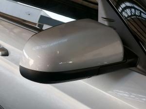 Hyundai Venue 1.2 Motion - Image 16