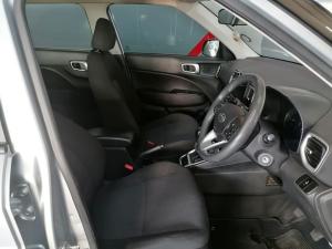 Hyundai Venue 1.2 Motion - Image 17