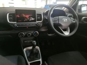 Hyundai Venue 1.2 Motion - Image 21